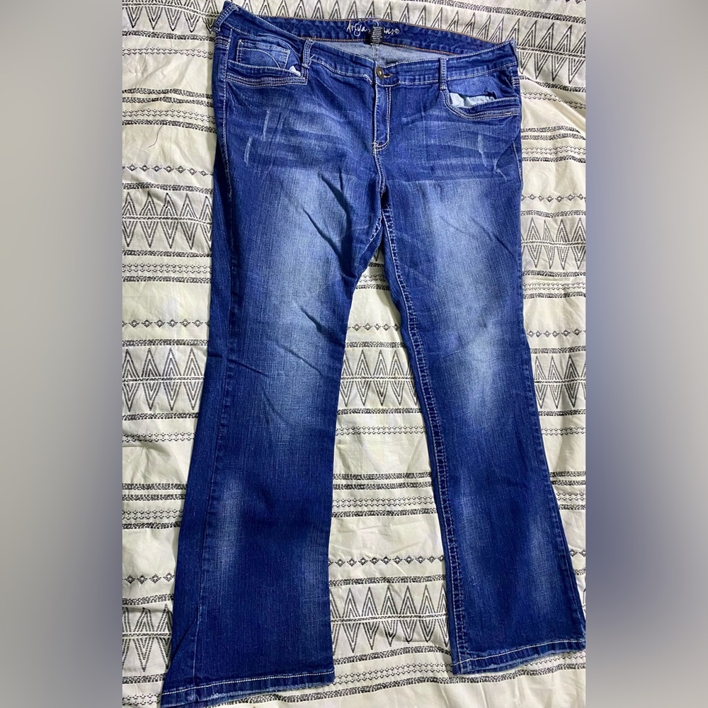 Aria bootcut jeans
